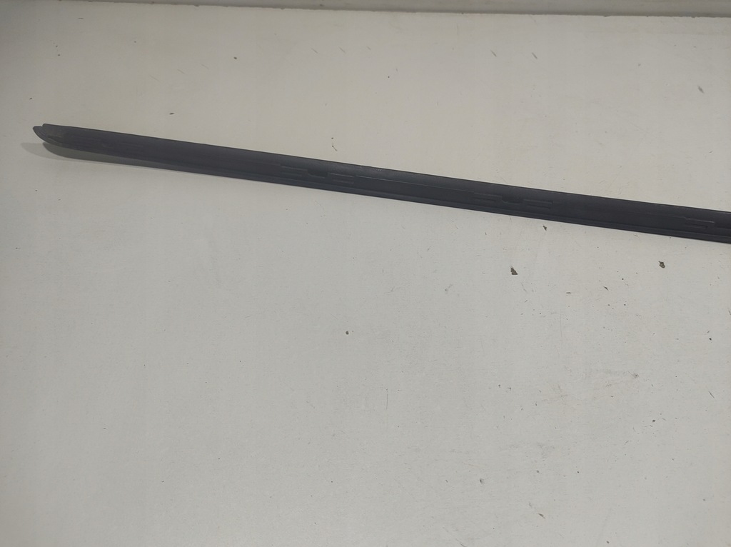 BANDA PARBRIZ VOLVO XC40 20r stanga fata 31448939 Product image