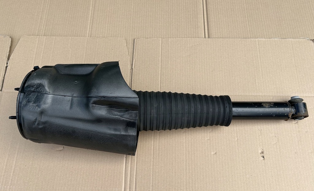 Absimte de șoc pneumatic spate AUDI A8 D4 3.0 TDI 4H0616001M Product image