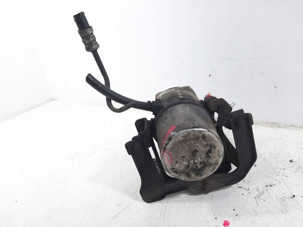 FORD FOCUS MK2 LIFT COMBI 1.8TDCI 08R POWER POMP 4M513K514CA Product image