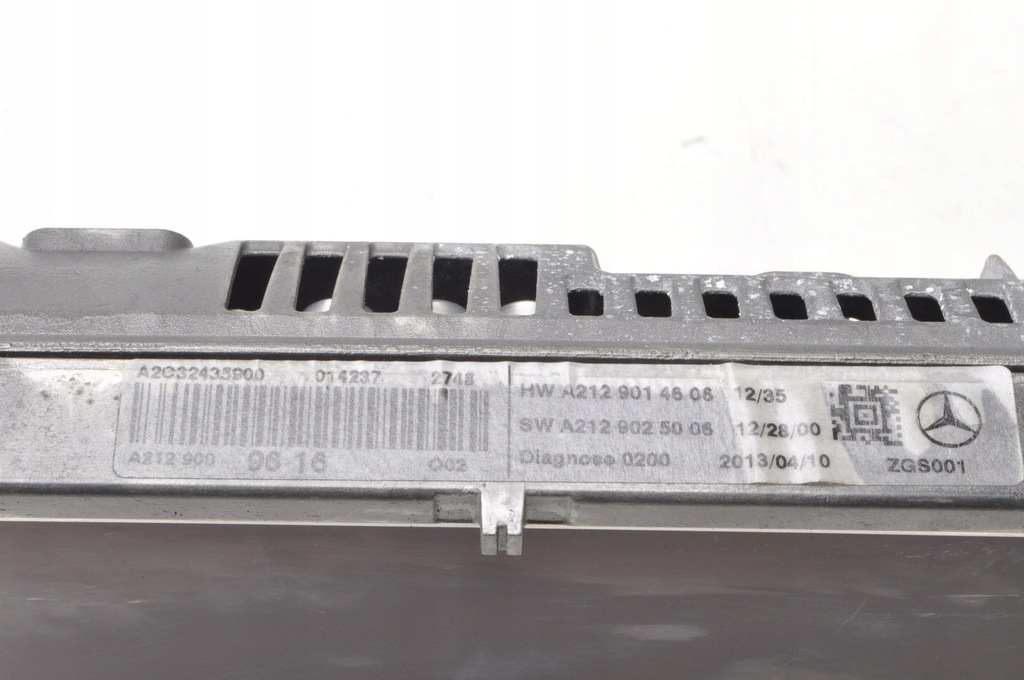MERCEDES W212 LIFT DISPLAY ECRAN DE NAVIGAȚIE A2129014606 Product image