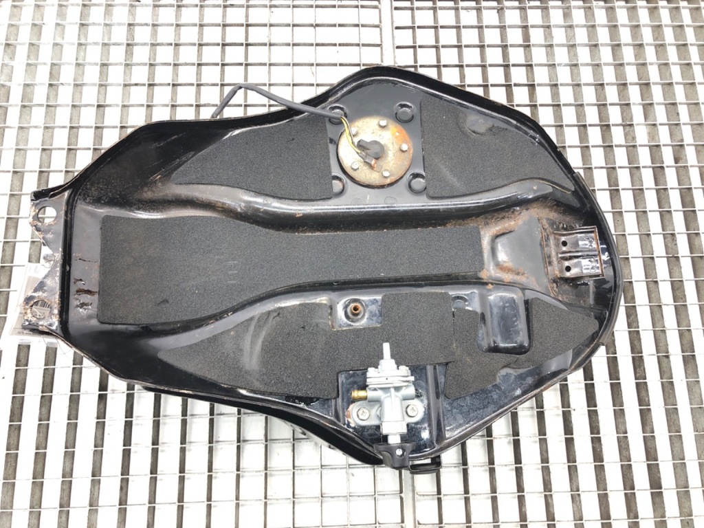 REZERVOR DE CARBURANT SUZUKI KM BAK Product image