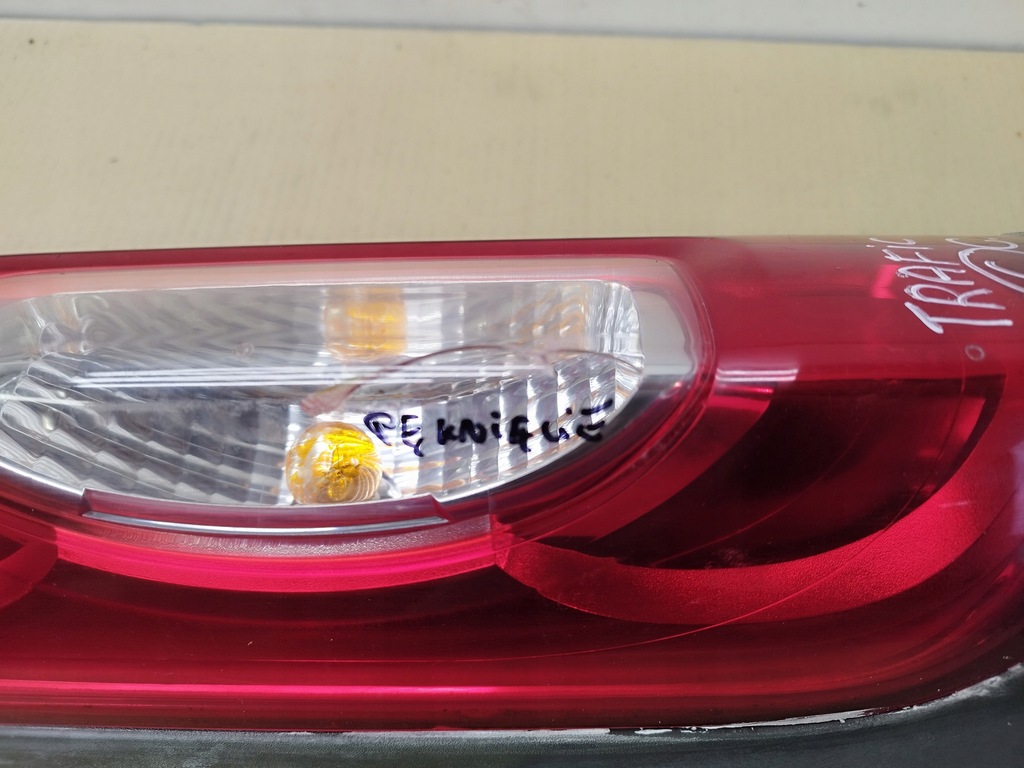 LAMPĂ STANGA SPATE VIVARO A TRAFIC II LIFT 2006-2014 Product image