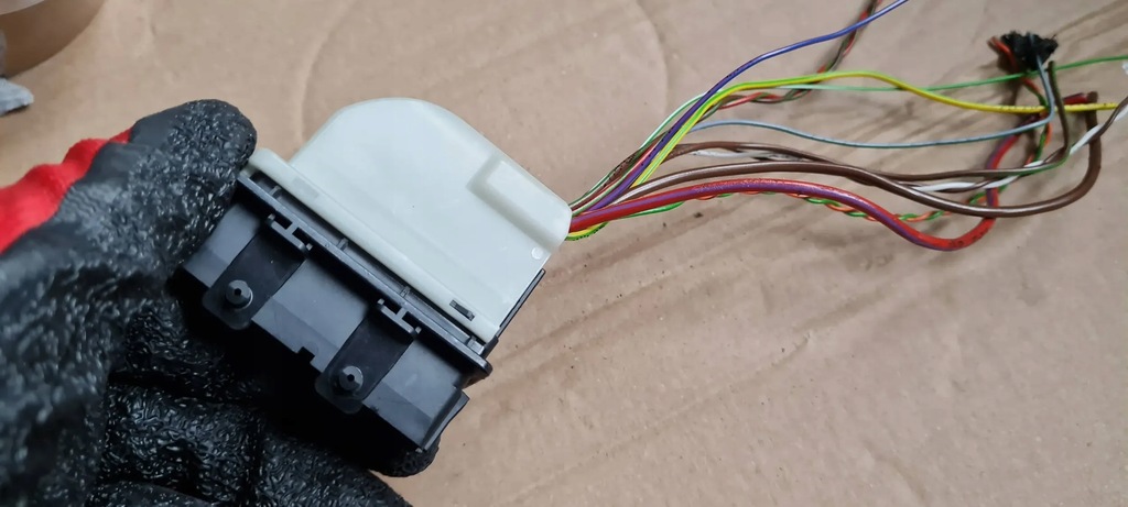 A5 8W CONECTOR PRIMER CUBICLE 4H0972701 A4 B9 8W Product image