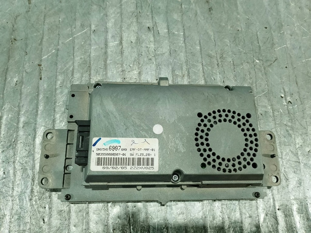 RADIO DISPLAY PEUGEOT 407 SW 9656690780 2.0 16V HDI Product image