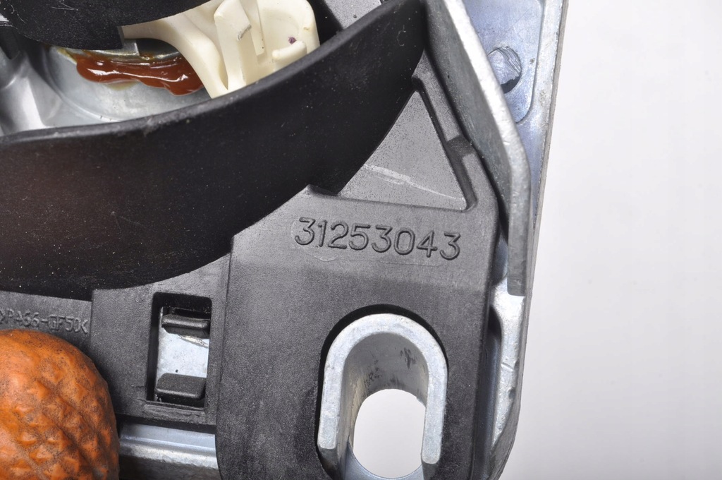 VOLVO S80 II TAP LOCK INSERT 31253043 Product image