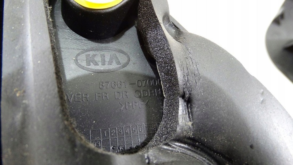 CAPAC OGLINZĂ TRIANGUL STÂNGA KIA PICANTO I 03-11 Product image