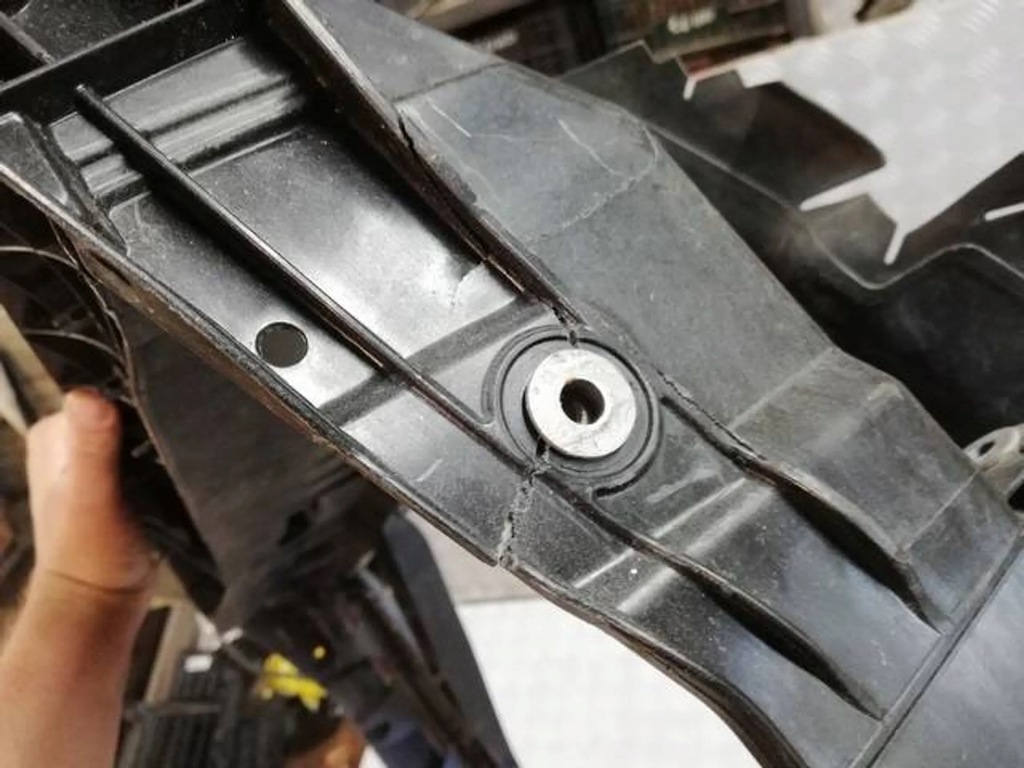 CC CÂREA FATA ARMATURA FATA FABIA III 6V0805588 Product image