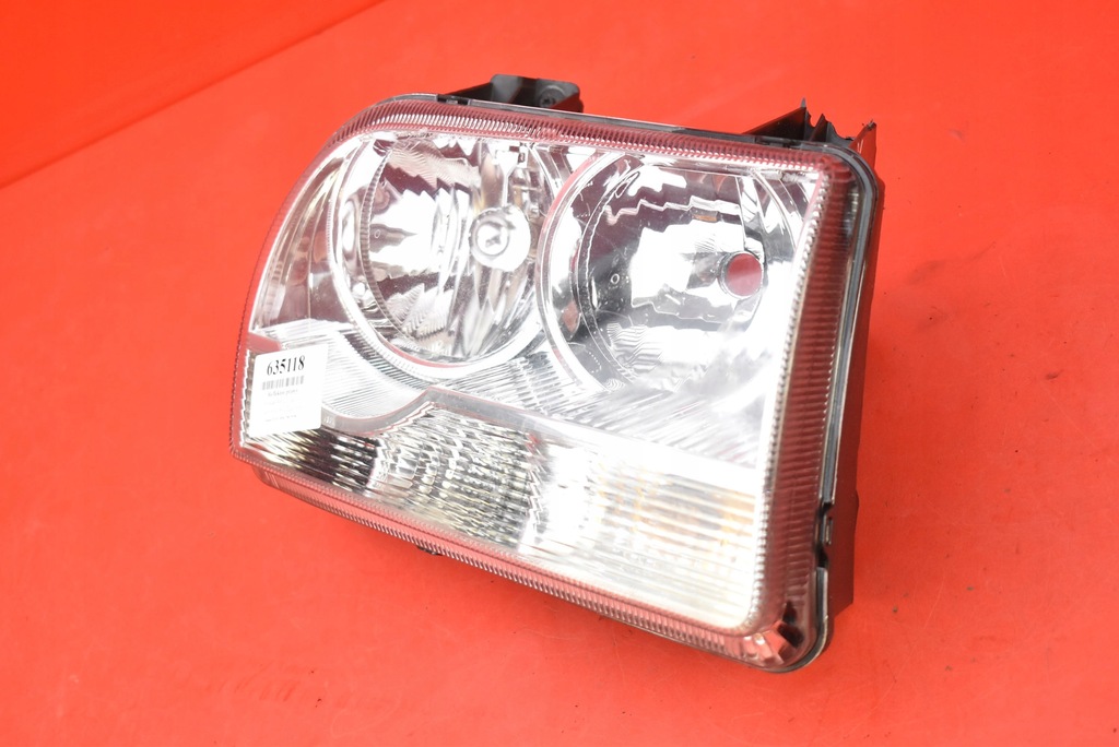 FAR DREAPTA LAMP FATA CHRYSLER 300 C I 06R Product image