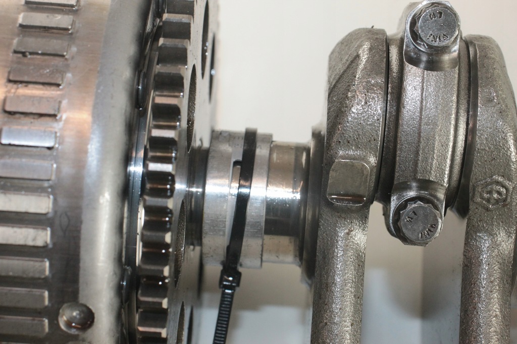 APRILIA TUONO 660 ROATA magnetica arbore cotit Product image