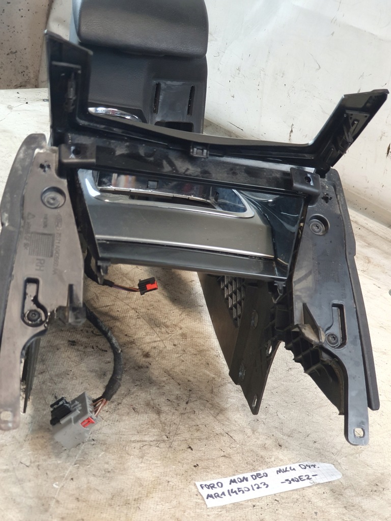 CONSOLA CENTRAL TUNEL OE 7S71-A045A20-AX FORD MONDEO MK4 07 UE Product image