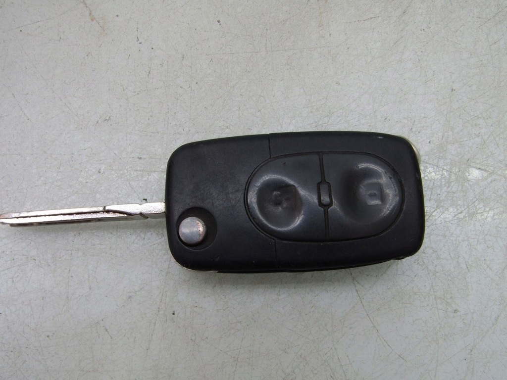 PASSAT B5 1.9 TDI 00R COMUTATOR CU CHEIE 4B0905851A Product image