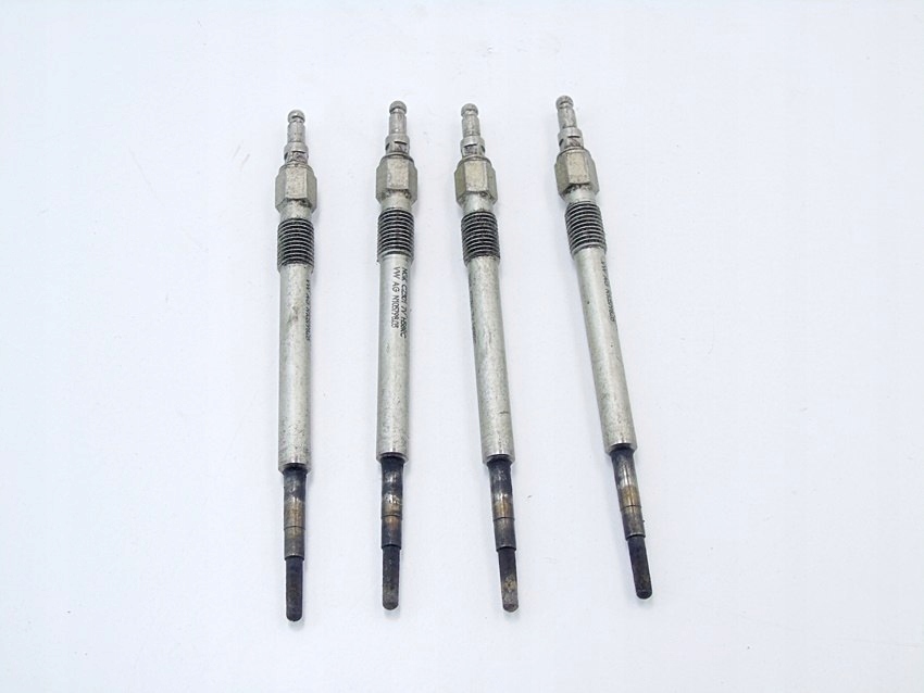 BUGIE INCLARA 2.0 TDI AUDI A4 B7 A6 C6 SUPERB PASSAT B6 NGK CZ301 7V Product image