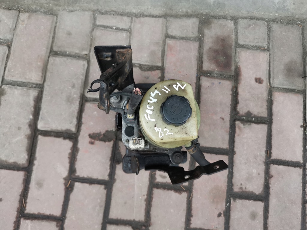 PUTERE POMPE 4M513K514CA FORD FOCUS MK2 Product image
