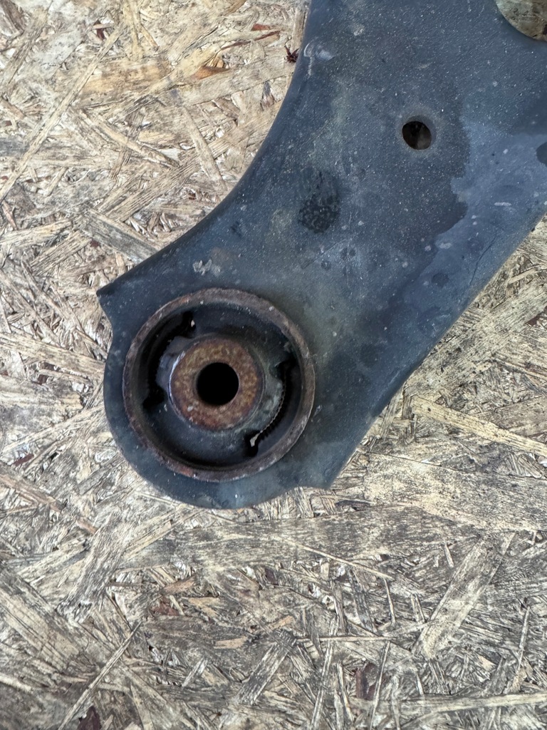 Arma de control din față dreapta Renault Kadjar Lift 1.3 TCE Product image
