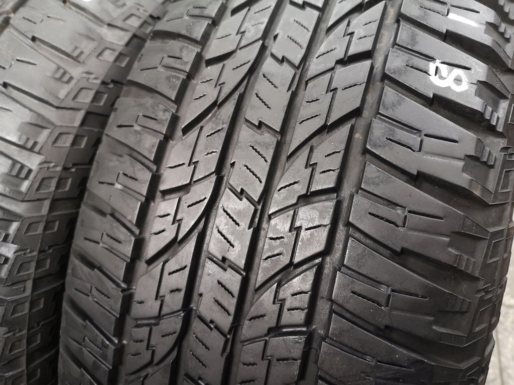 VARA 265/60/18 265/60R18 YOKOHAMA GEOLANDAR A/T 110H Product image