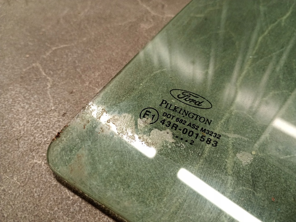 Sticla stângă spate Ford Fiesta Mk6 02R Product image