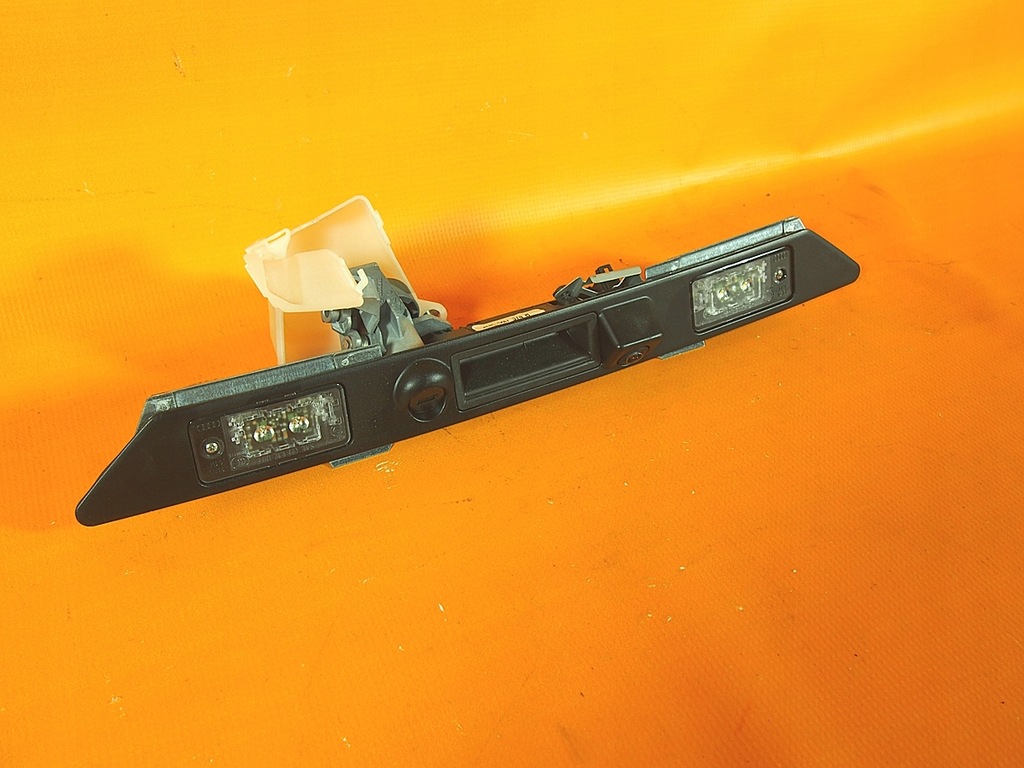 Audi A8 4H Lift Camera SPATE 360 de grade Mânerul ușii 7p6980551c Product image
