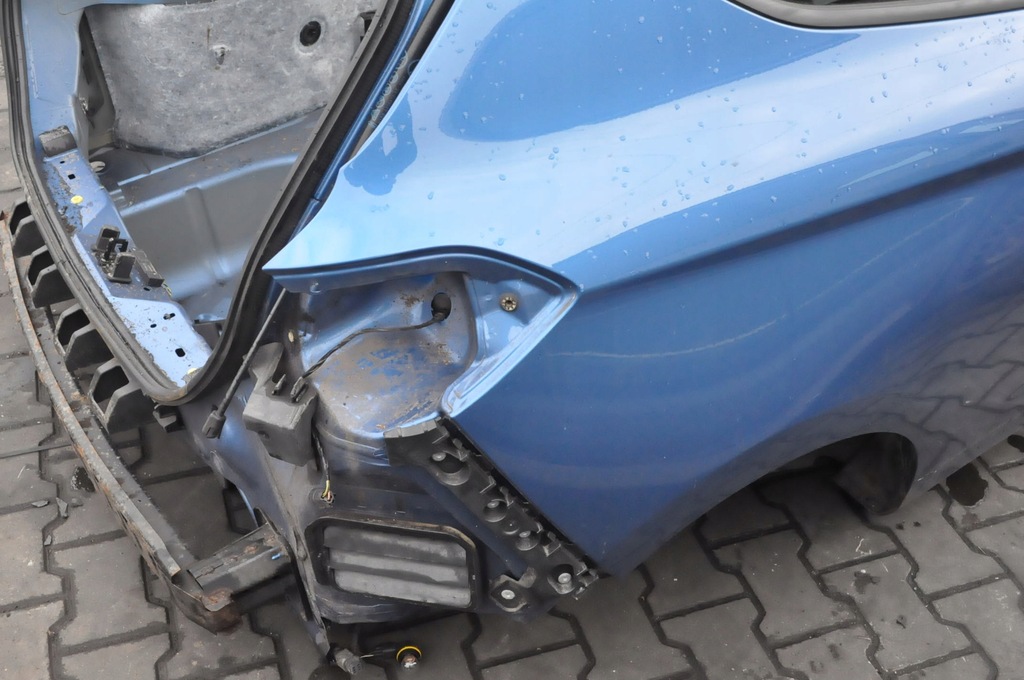FORD FIESTA MK8 3D SFER STÂNGA DREAPTA SPATE TOATA CUREA DE BAI Product image