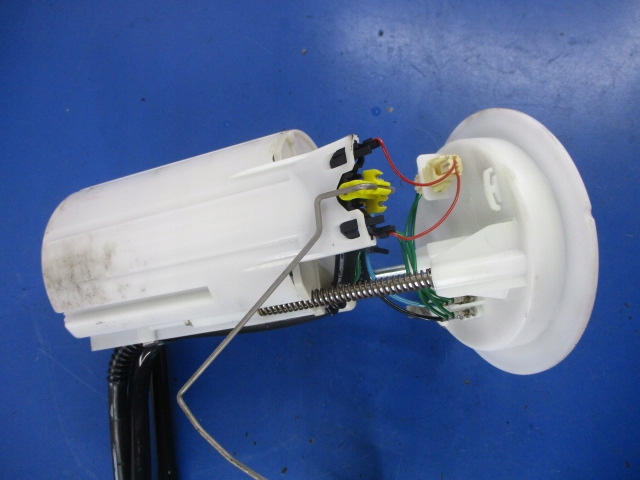 BMW SERIA 5 523i 2.5 V6 SENSOR NIVEL POMPA COMBUSTIBIL 6764141 Product image