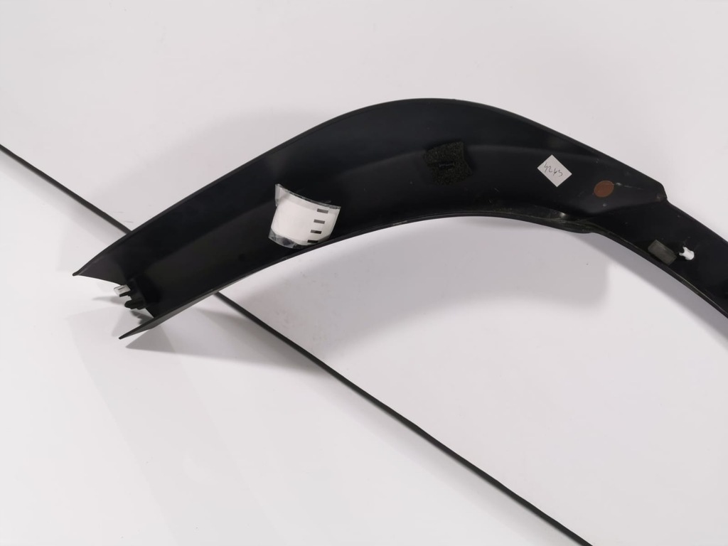 FENDER STRIP DREAPTA SPATE LAND ROVER DEFENDER Product image