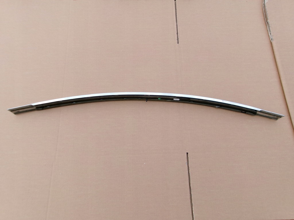 BANDA CROMATA PENTRU CAPOTE SPATE MERCEDES W156 GLA 13-16 Product image