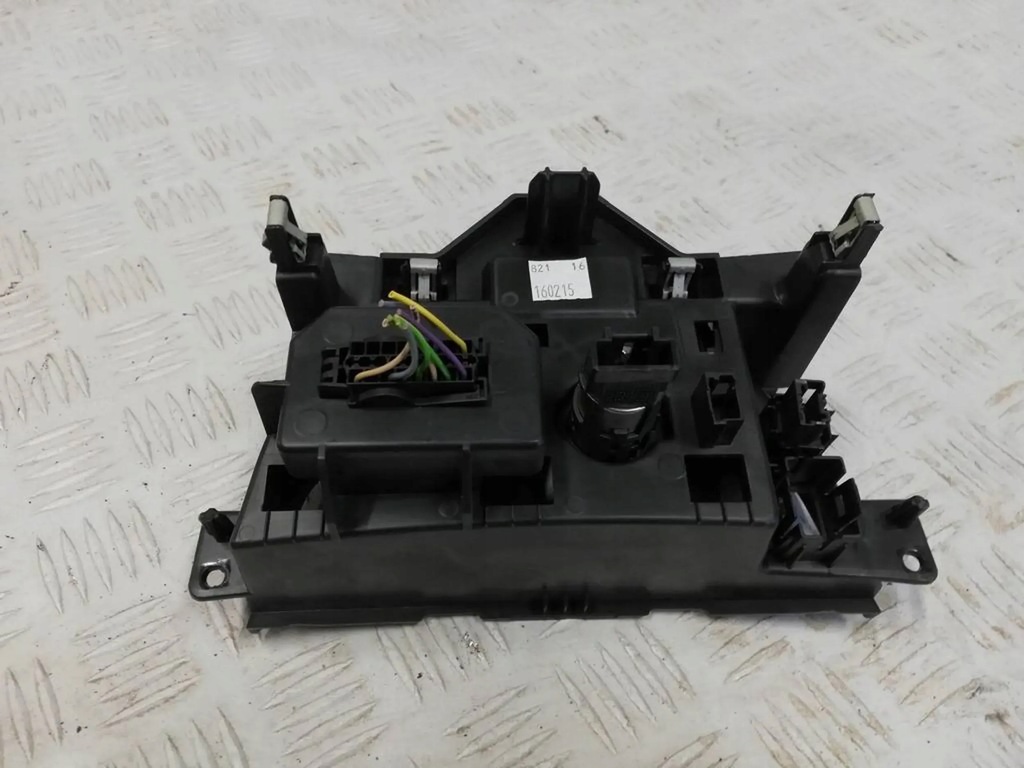 RAFT DEPOZARE PRISA AUX USB PEUGEOT 308 T9 II 9803434777 Product image
