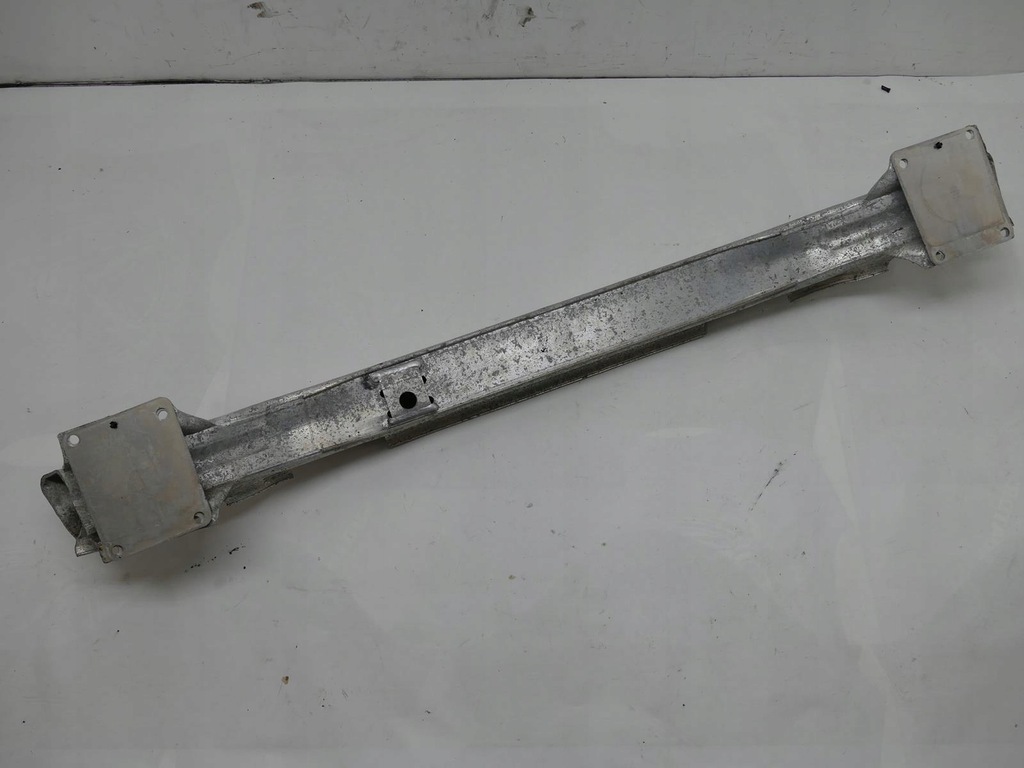 AUDI A8 D3 LIFT BARA SPATE ARMATURA Product image