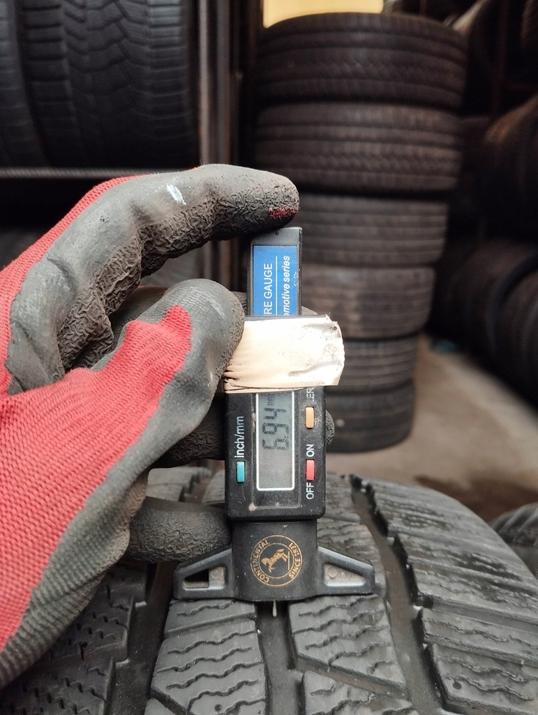 CONTINENTAL CONTIWINTERCONTACT 255 50 20 TS830P 109H 2022 Product image