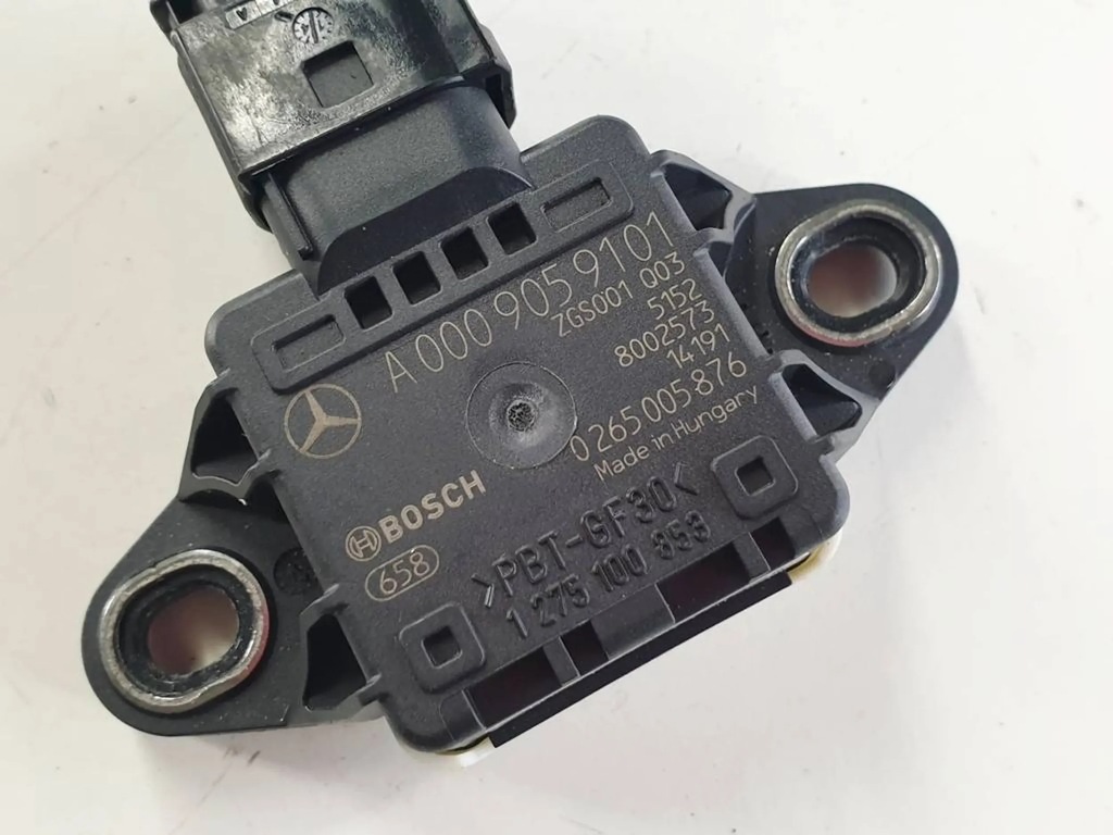 Mercedes E-Class W212 S212 14 ani Lift Senzor de accelerație ESP Product image