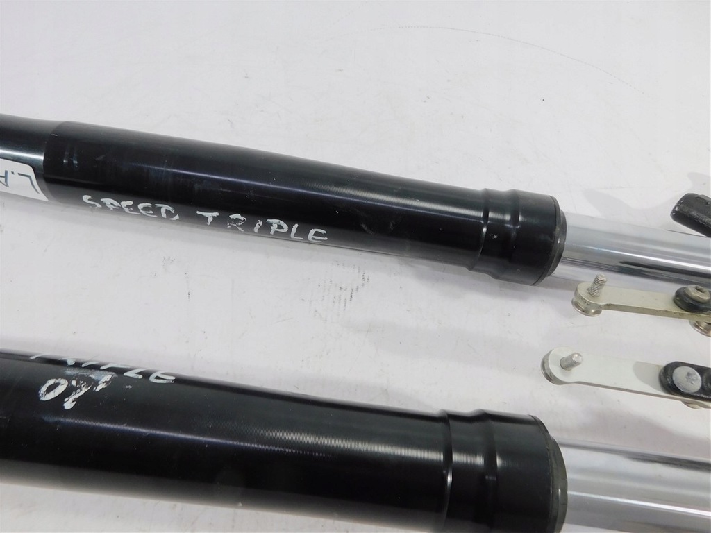 SUSPENSIA LAGA LAGI TRIUMPH SPEED TRIPLE 1050 05-10 T2043650 T2043764 Product image