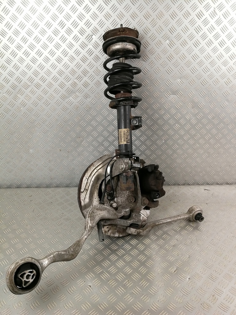 6764444 mcperson clemă articulație braț triunghi față dreapta BMW E90 E91 LCI Product image