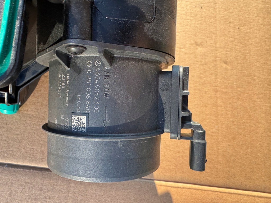 Mercedes A 177 GLB x247 GLA 247 Cla 118 filtru ac carcasa filtrului de aer Product image