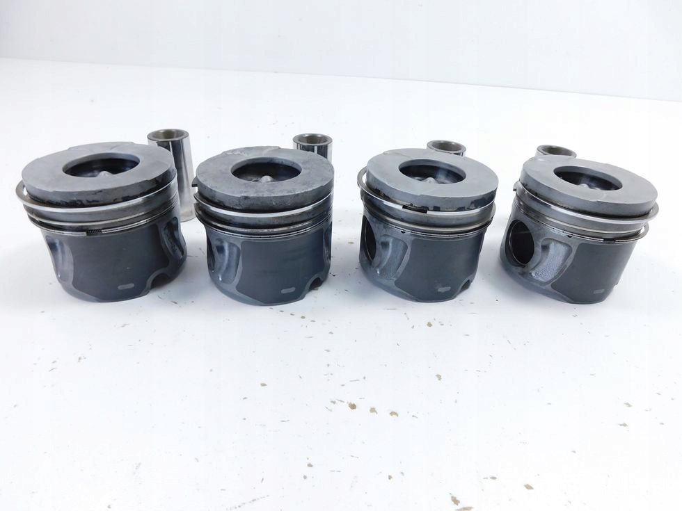 Piston pistoane Opel Vectra C Zafira B Signum 1.9 16V CDTI Alfa Romeo 159 JTD Product image