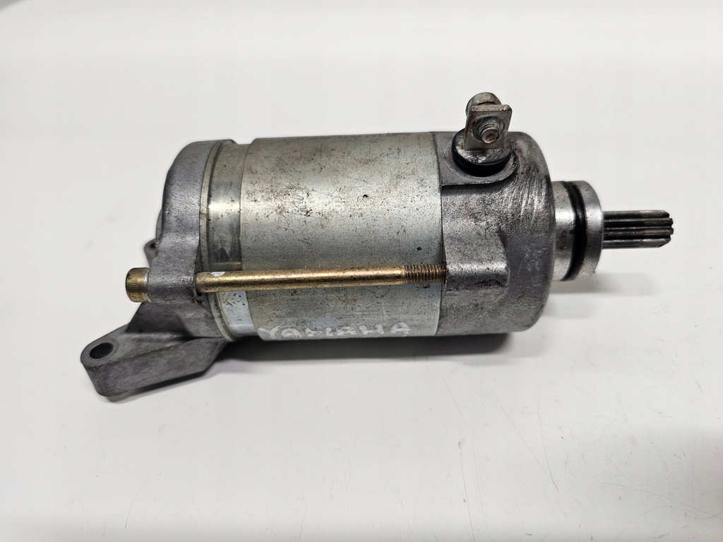 Pornitor motor Yamaha YZF-R1 YZF R1 RN04 00-01 Product image