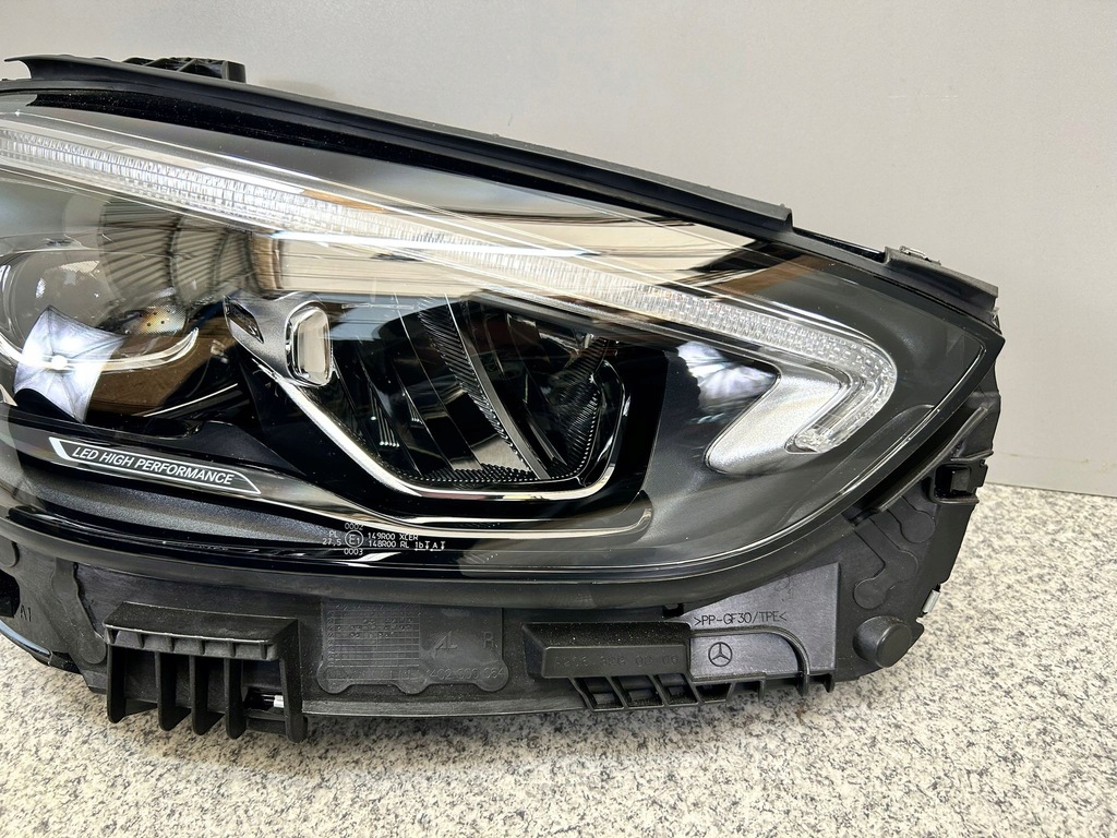 Mercedes C Clasa W206 LED lampă de înaltă performanță lampă FV Product image
