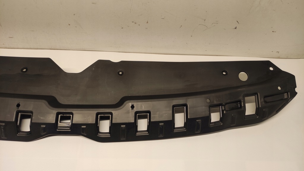 HYUNDAI I20 II PRE-LIFT CAPAC CUREA BARĂ FATA 14-17 86353-C8000 Product image
