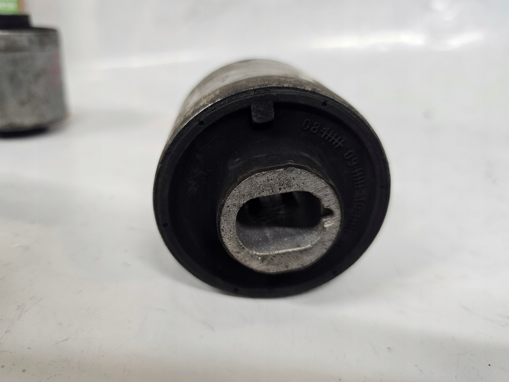 MERCEDES CLASA C W203 BUSCĂ BRĂ FAȚĂ A2033331014 Product image