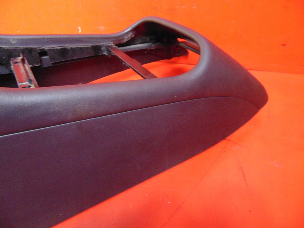 MERCEDES ML W163 LIFT 02- SUPORT COTIERA CENTRAL TUNEL Product image