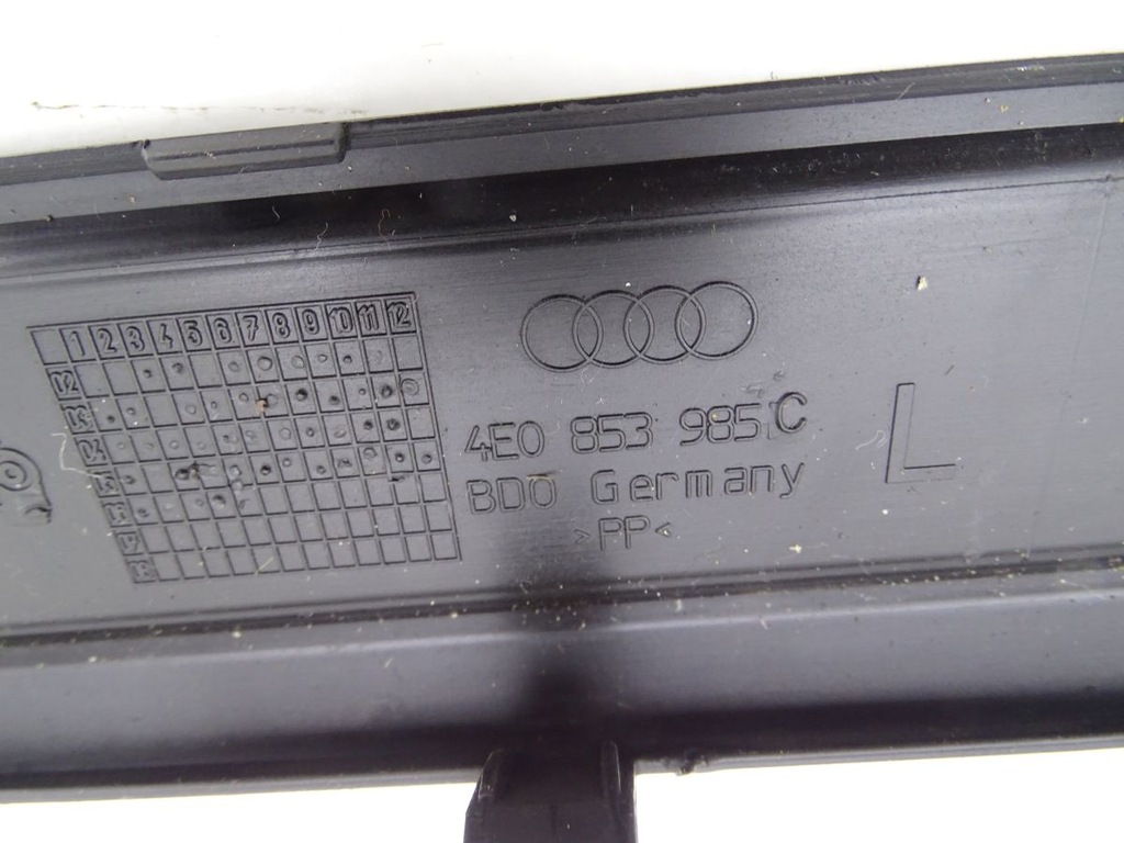 AUDI A8 S8 D3 4E0 CAPAC CADRU PERVAG STÂNGA FAŢĂ Product image