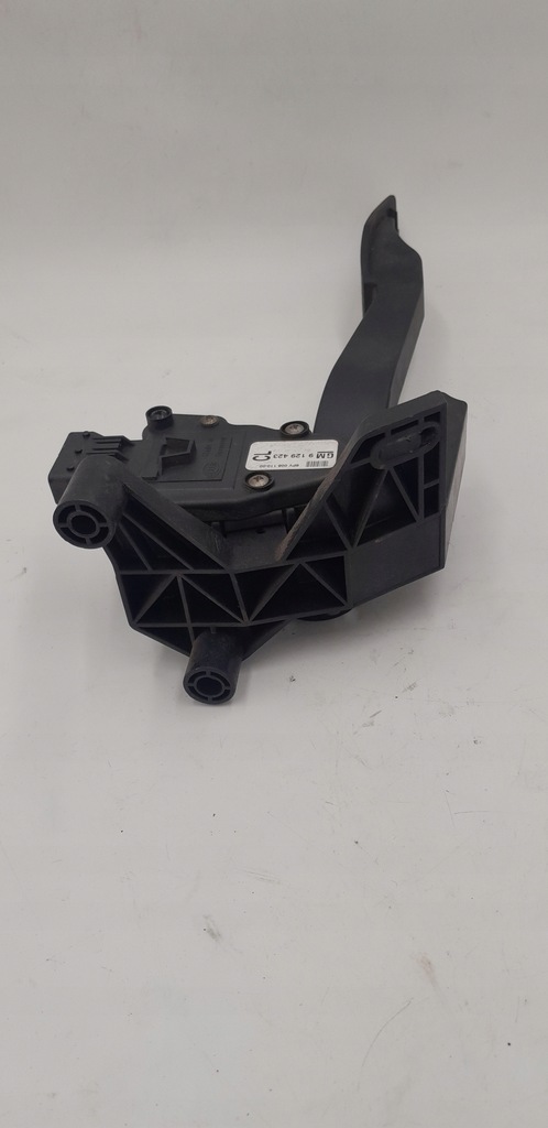POTENTIOMETR PEDALA ACCELERATOR Opel Corsa C 1.3 CDTI 9129423 Product image