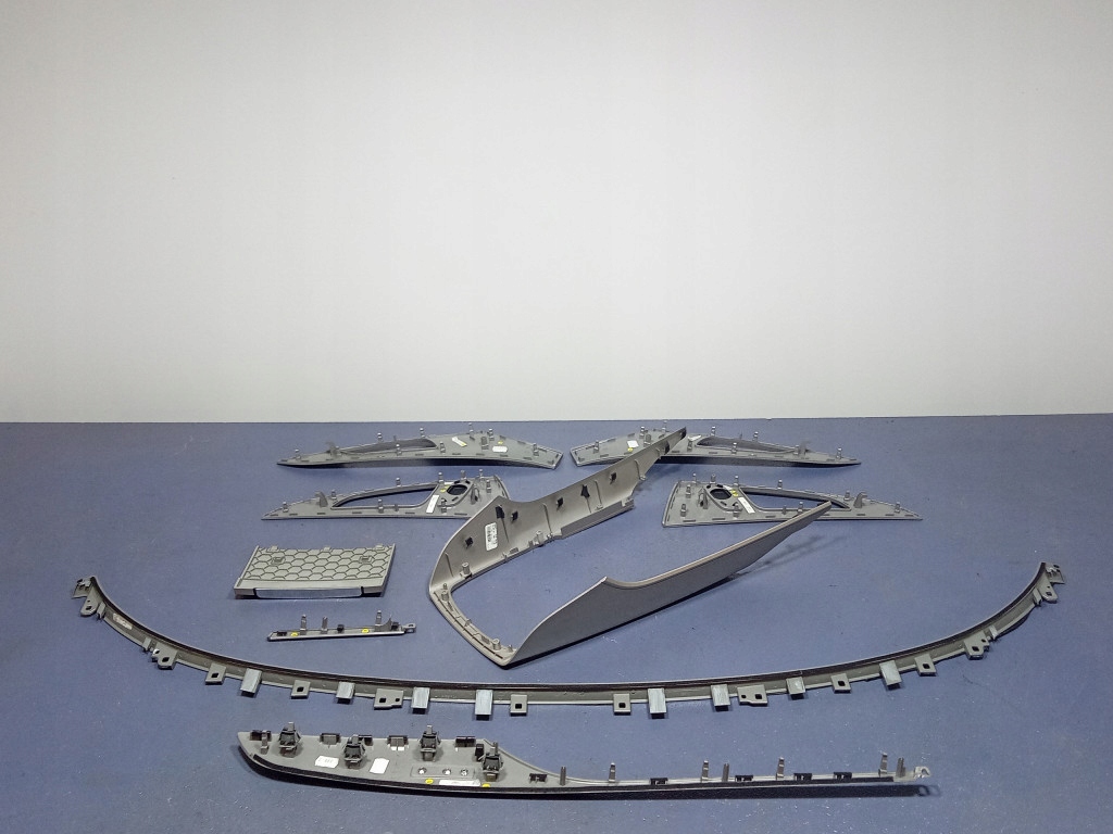 BANDE DECORATIVA AUDI A6 C7 SET DECORURI EU Product image