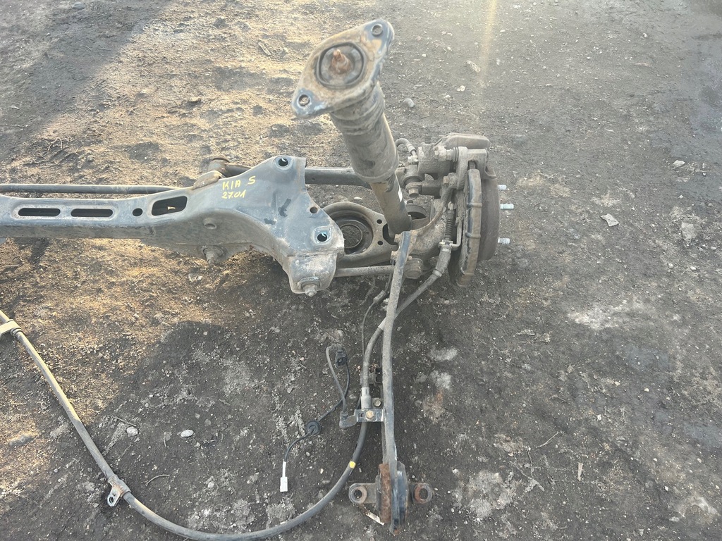 Kia Sportage III 1,7 CRDI Sanki Suspensie balabilă spate 55410-3U800 Product image
