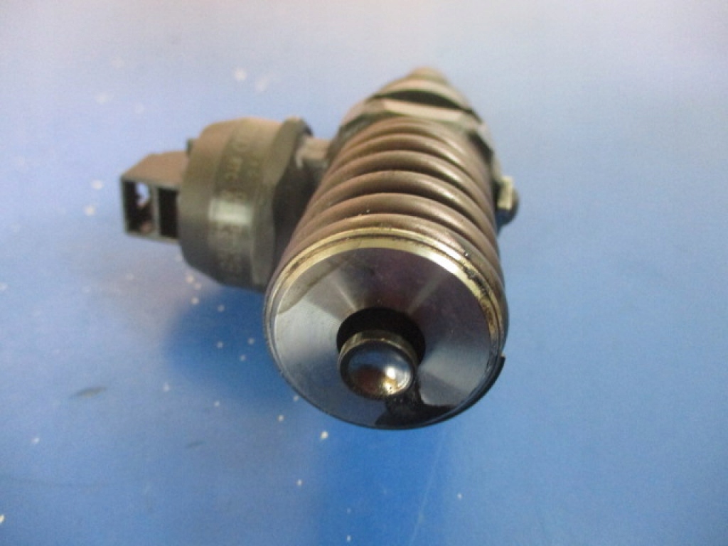 VW AUDI SKODA FABIA 1.4TDi POMPA INJECTIE 038130073AG BOSCH 041472021 Product image