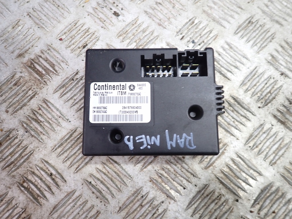 Modulul de control al frânei de remorcare Dodge Ram 13 Product image
