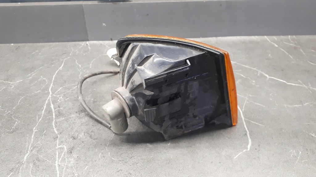 357953049 semnalizare stanga VW Passat B3 92 Product image