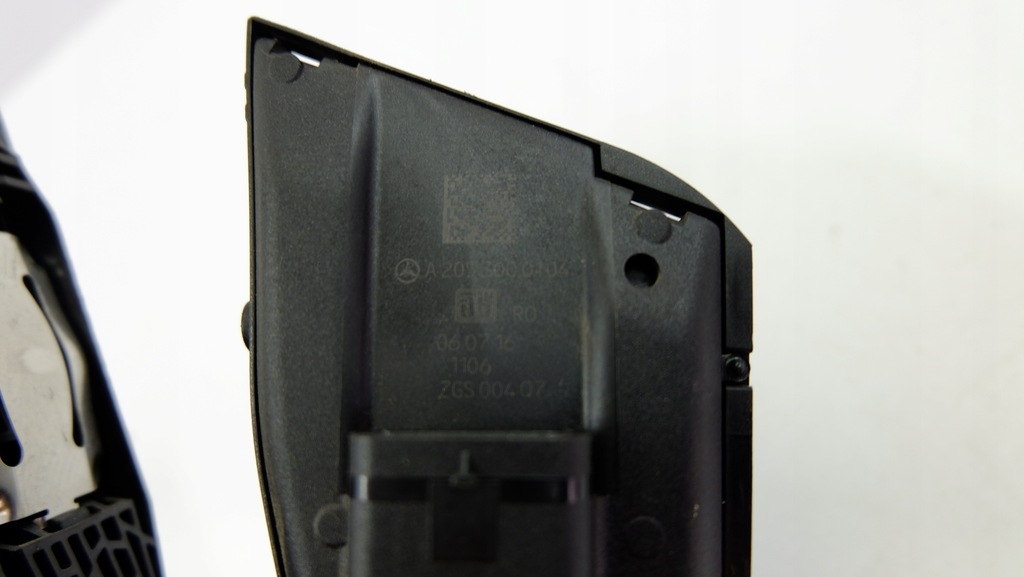 MERCEDES C-CLASS W205 2.2 CDI POTENTIOMETR PEDALA A2053000104 Product image