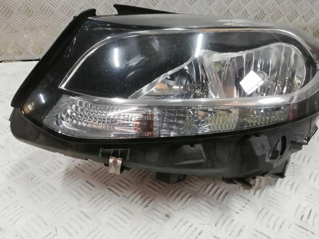 LAMPA FATA MERCEDES B-CLASS 246 LIFT ENGLISH Product image