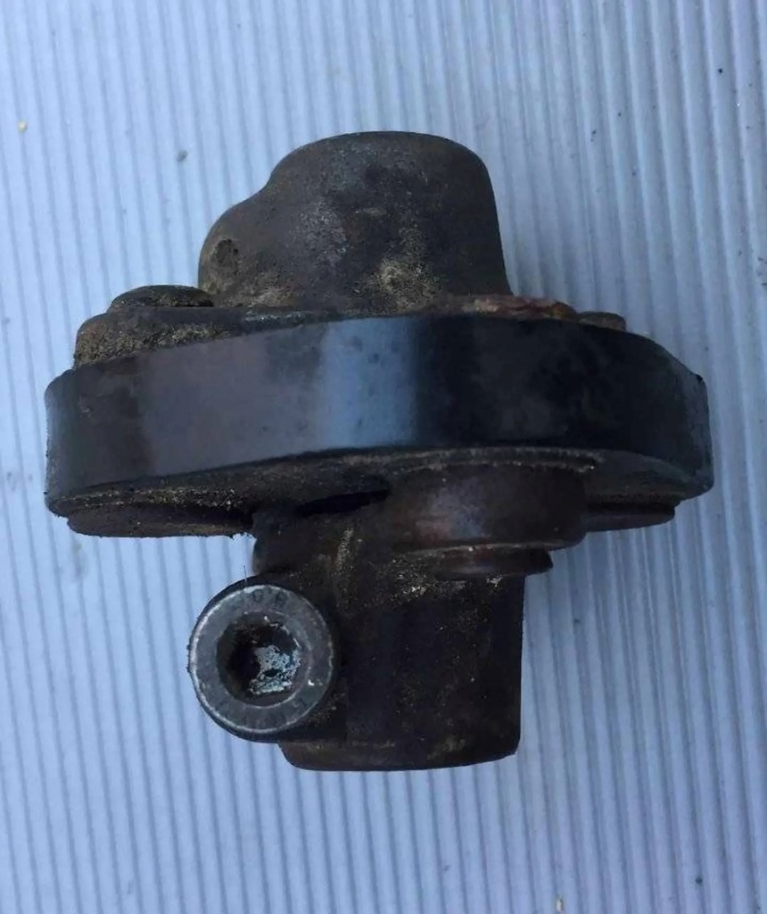 Mercedes-Benz W123 Conector articulație coloană de direcție Product image