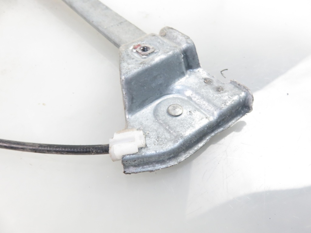 Parbrizul din partea dreaptă Hummer H2 CM091560A Product image