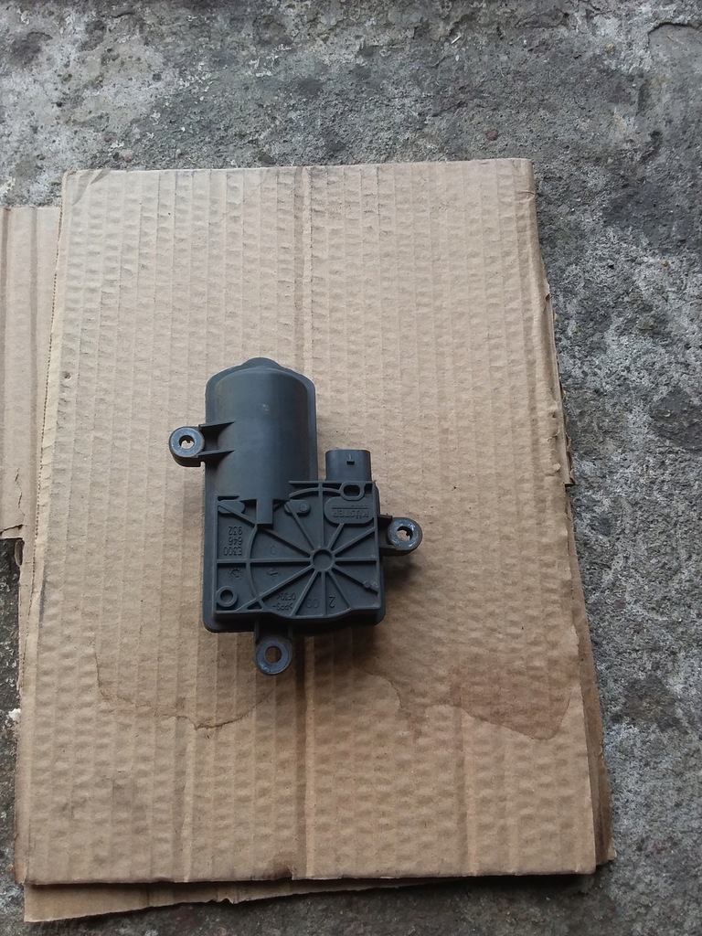 MERCEDES W176 A-KLASA PRZEPUSTNICA STEROWNIK KLAPY WYDECHU TŁUMIKA AMG Product image